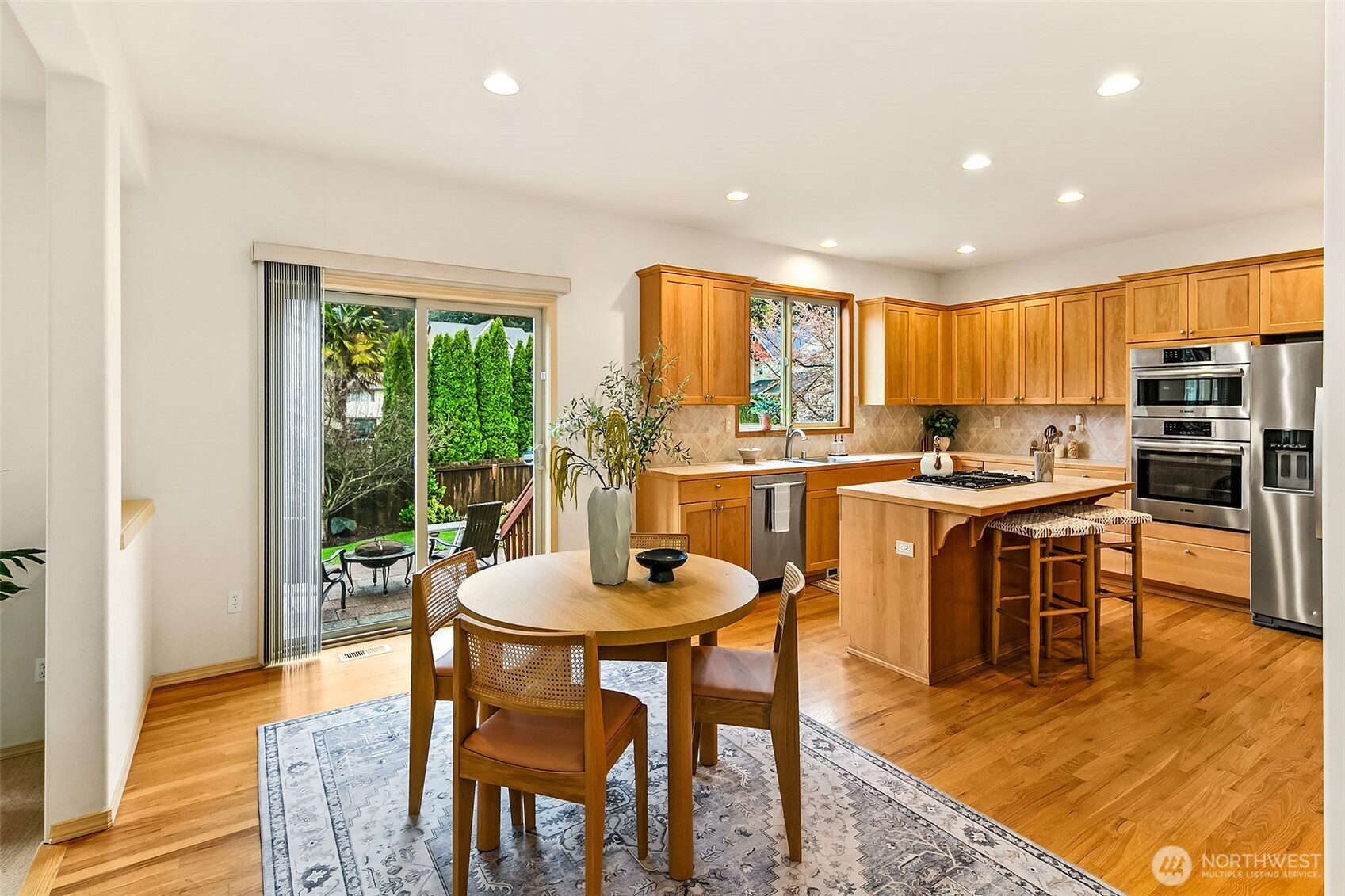 35638 8th Avenue SW, Federal Way, WA 98023