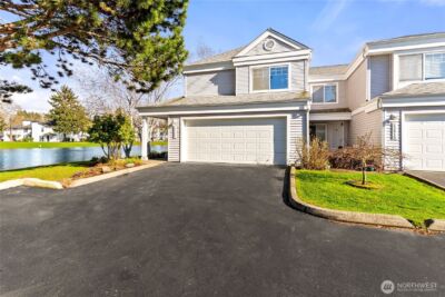 23608 55th Place S #11-1, Kent, WA 98032-3307