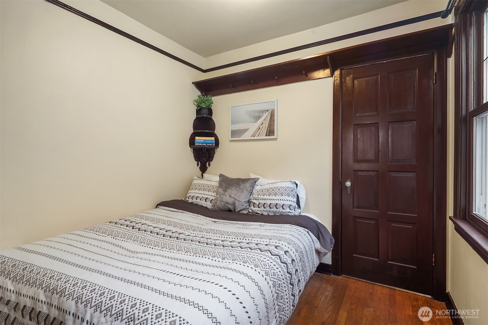 411 Boylston Avenue E #202, Seattle, WA 98102-4943