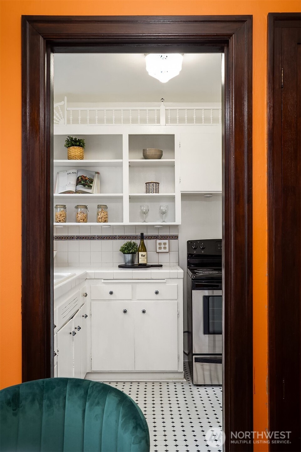 411 Boylston Avenue E #202, Seattle, WA 98102-4943