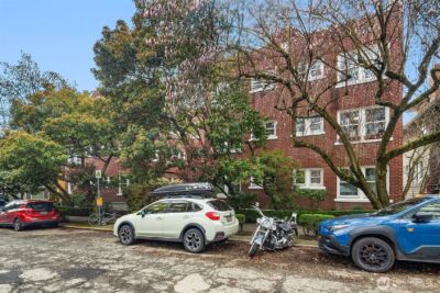 411 Boylston Avenue E #202, Seattle, WA 98102-4943 - Photo 21