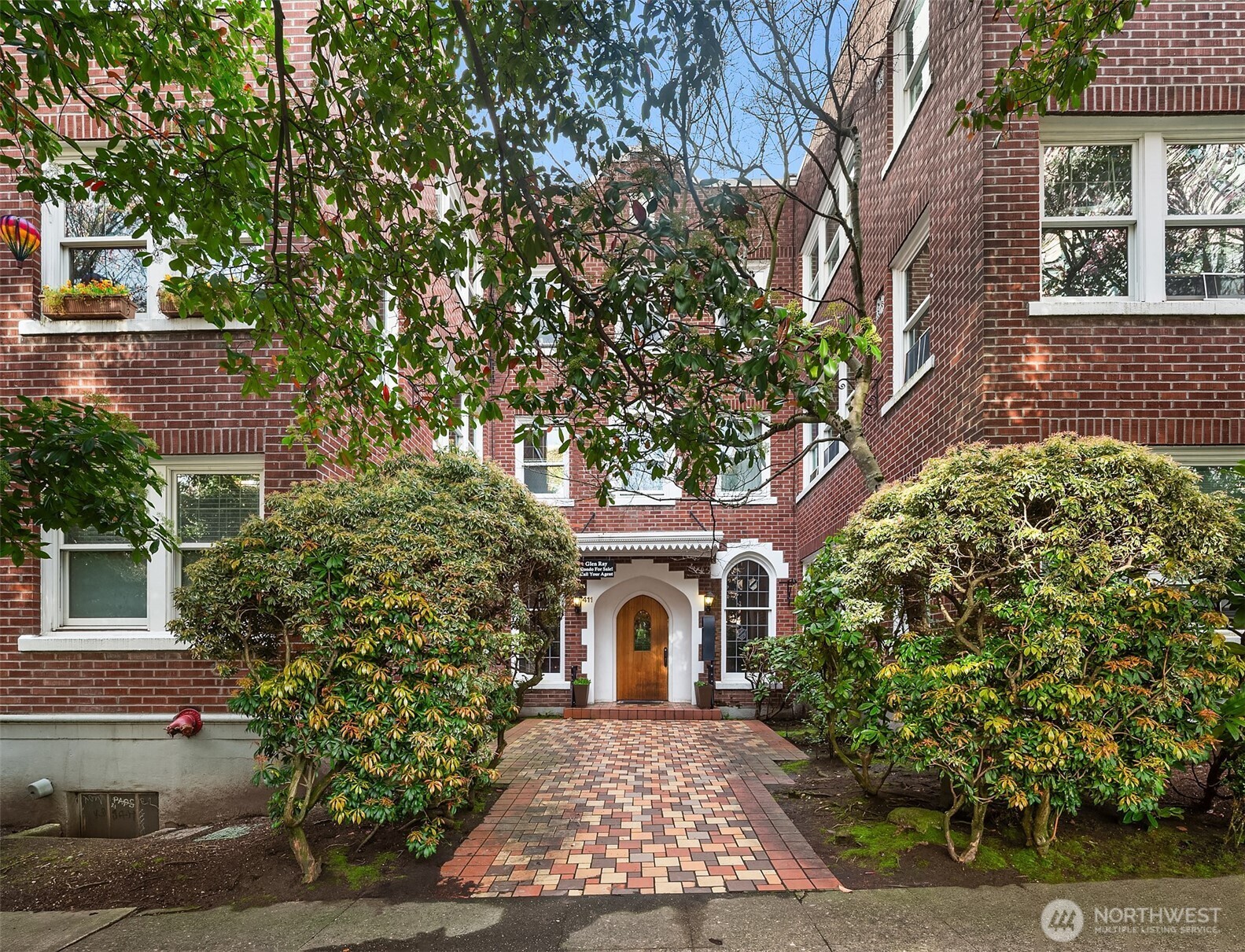 411 Boylston Avenue E #202, Seattle, WA 98102-4943