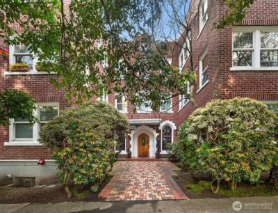 411 Boylston Avenue E #202, Seattle, WA 98102-4943 - Photo 22