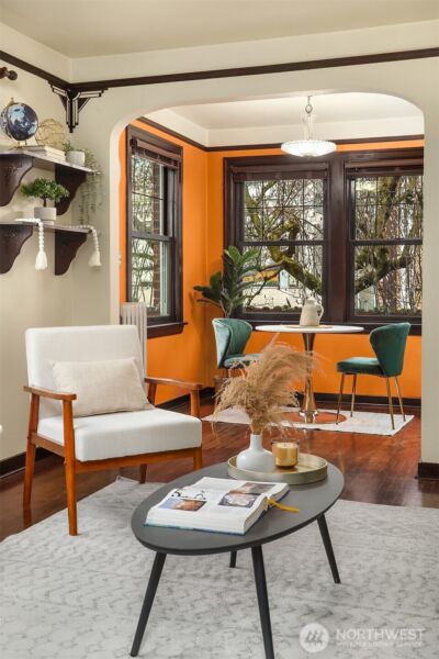 411 Boylston Avenue E #202, Seattle, WA 98102-4943 - Photo 9