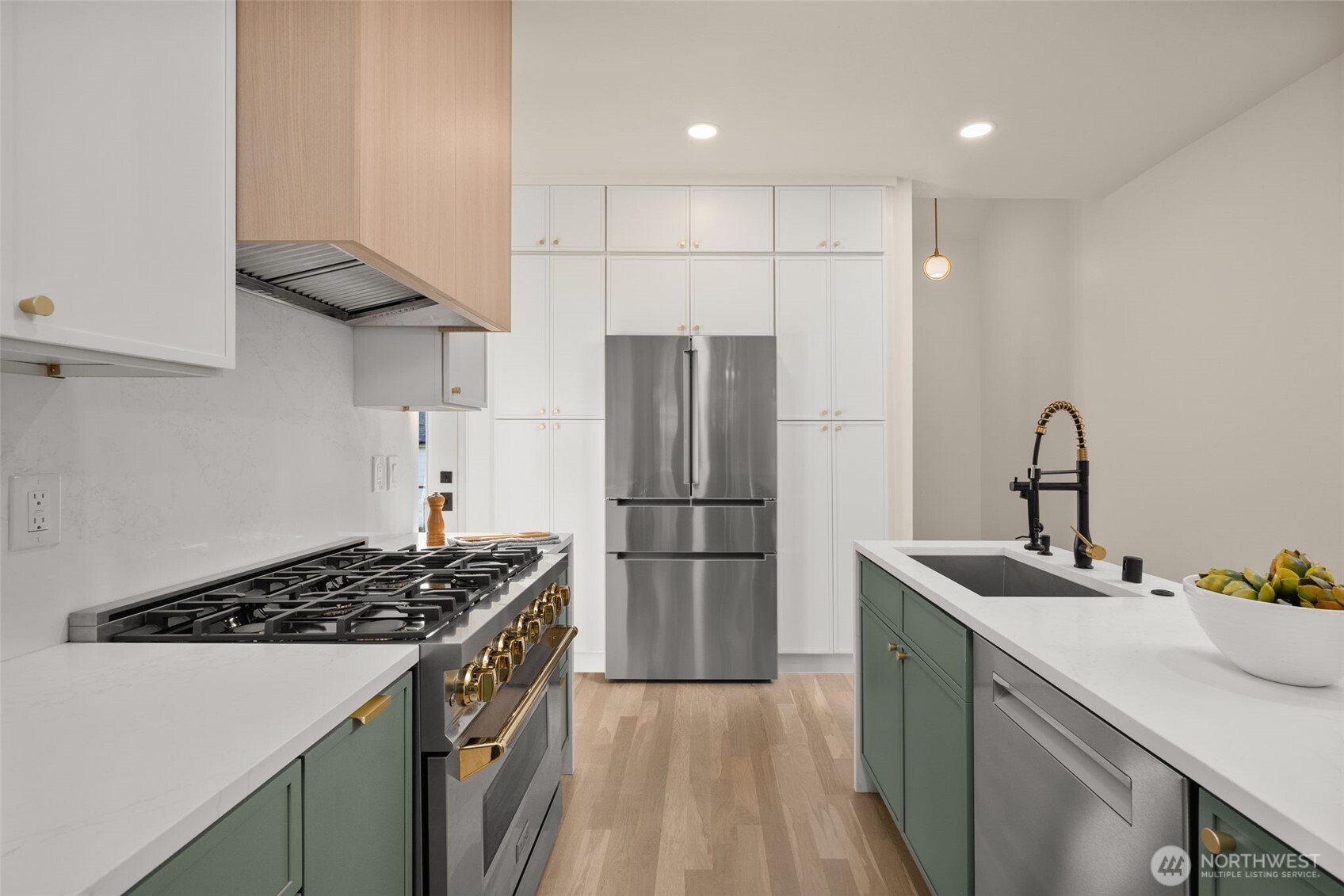 2121 1st Avenue W, Seattle, WA 98119