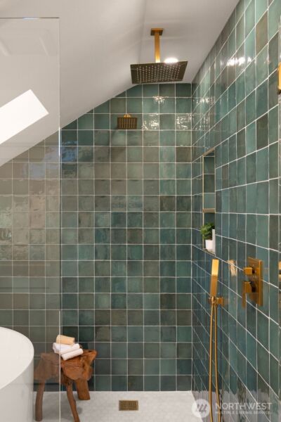 2121 1st Avenue W, Seattle, WA 98119 - Photo 19