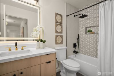 2121 1st Avenue W, Seattle, WA 98119 - Photo 22