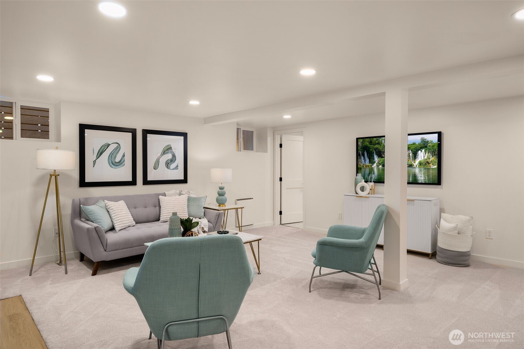 2121 1st Avenue W, Seattle, WA 98119