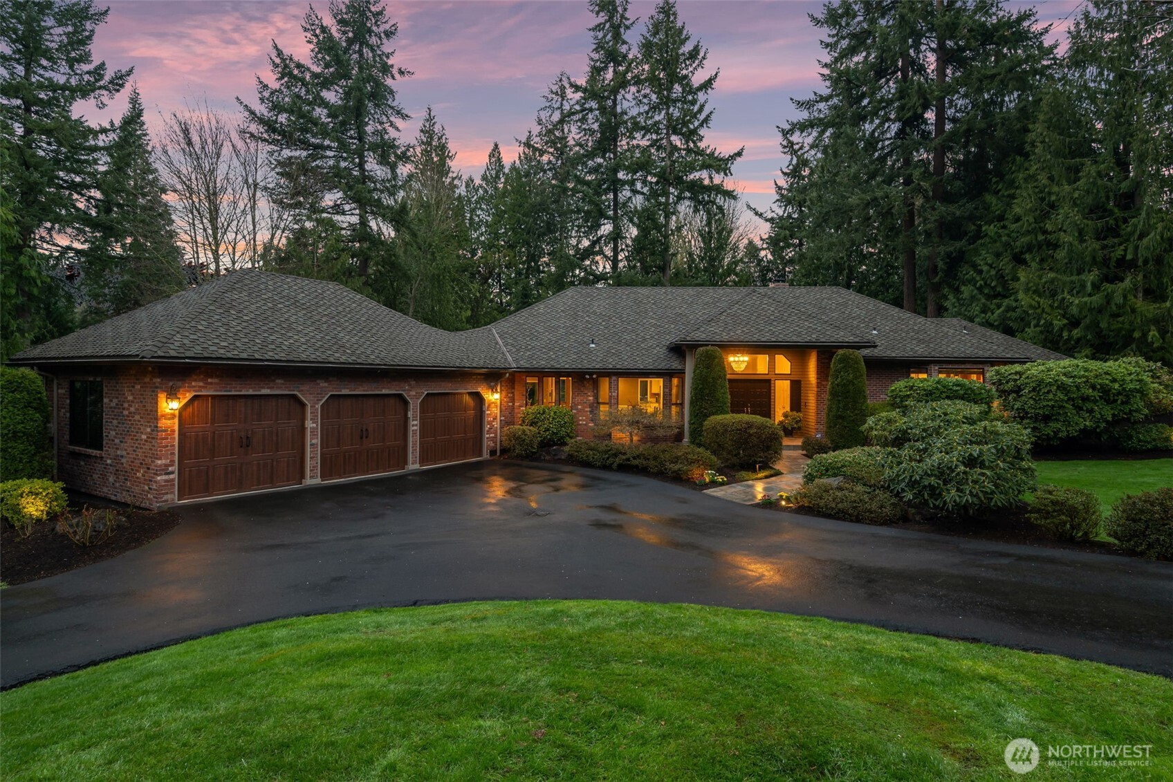 16414 NE 135th Street , Redmond, WA 98052