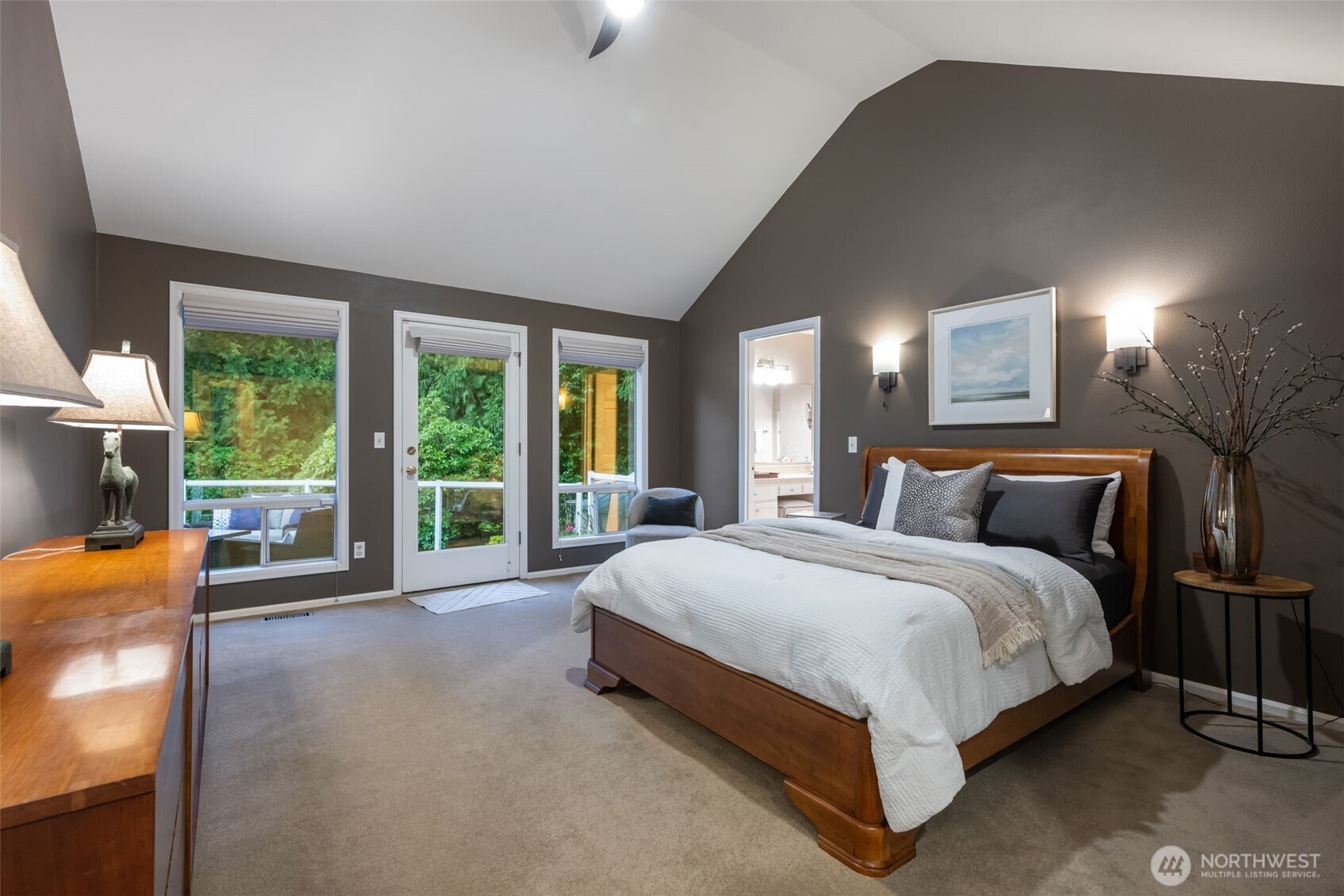 16414 NE 135th Street , Redmond, WA 98052