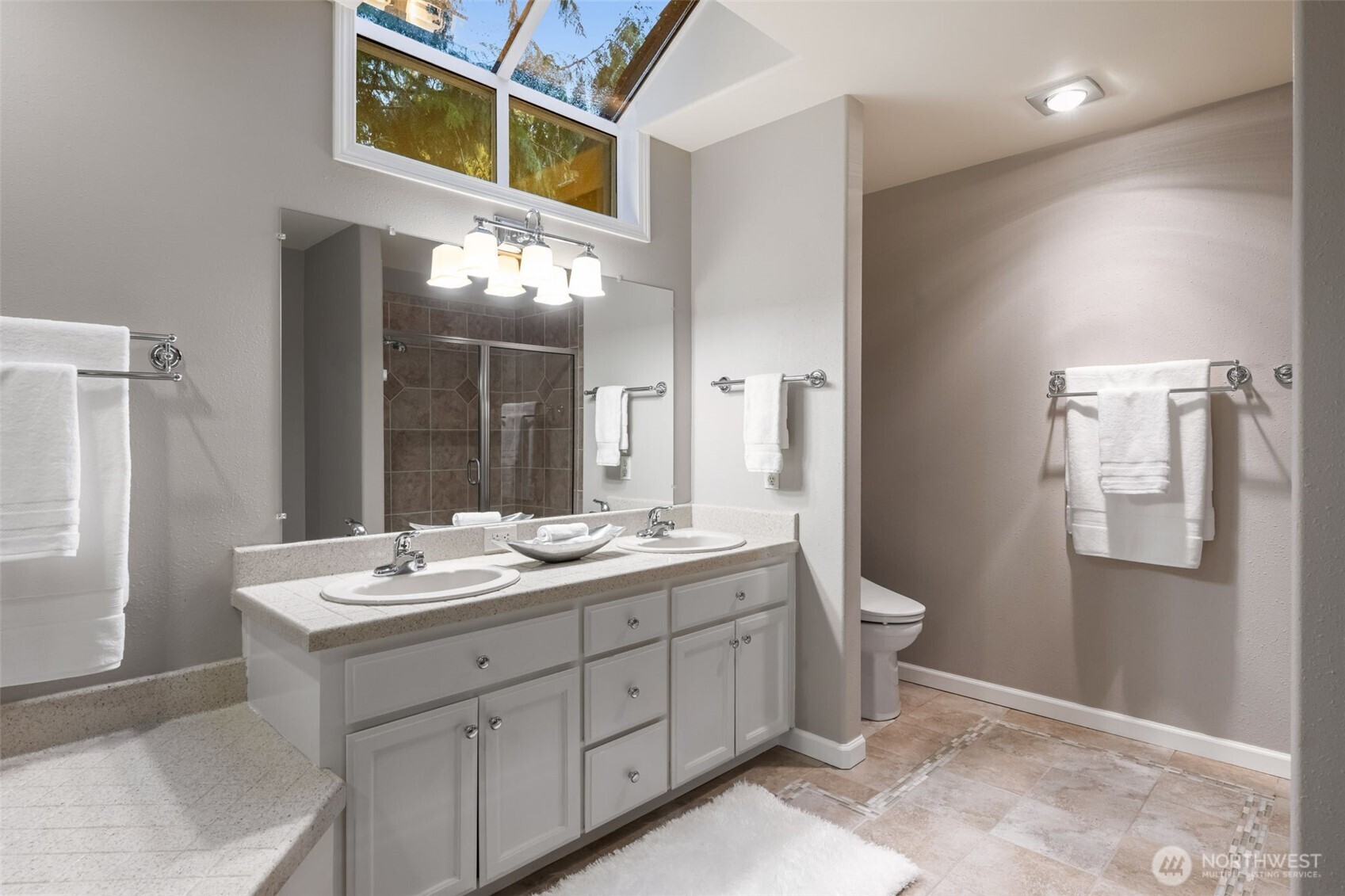 16414 NE 135th Street , Redmond, WA 98052