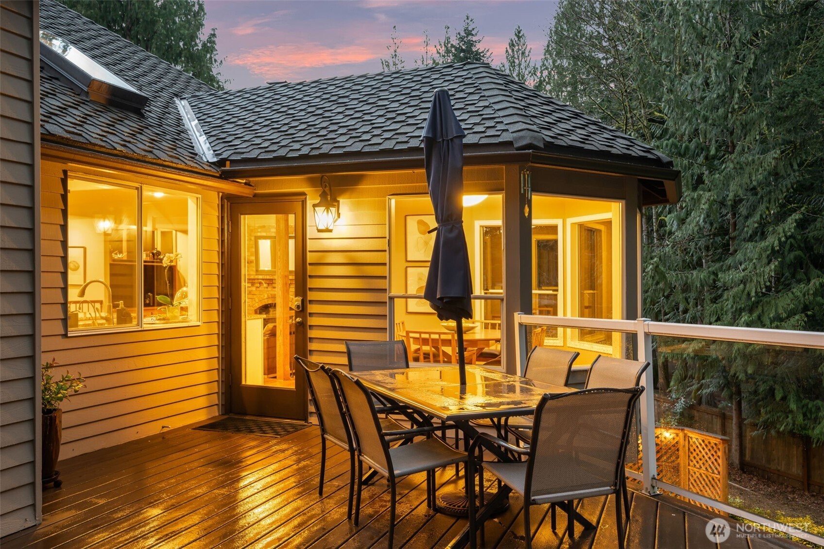 16414 NE 135th Street , Redmond, WA 98052