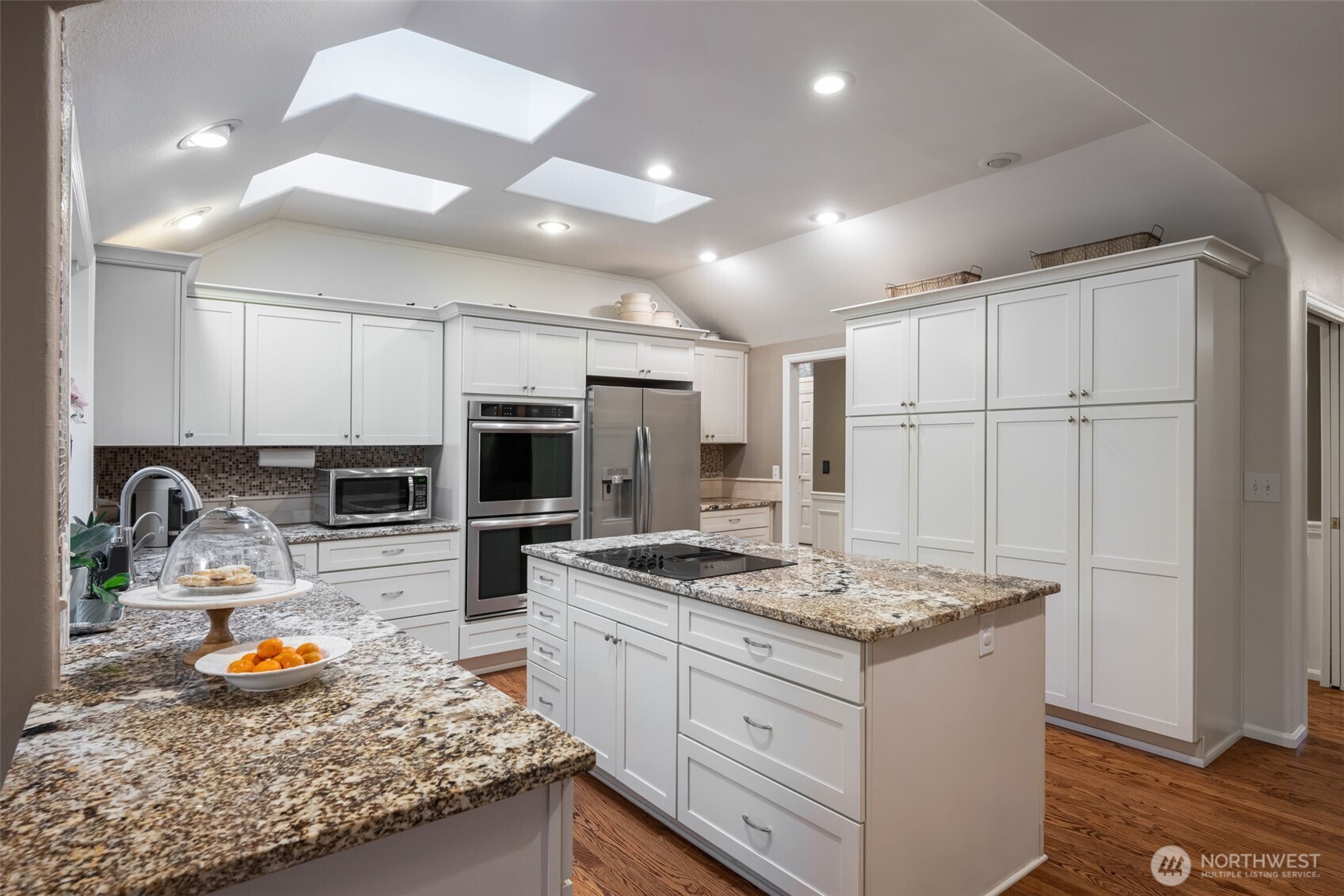 16414 NE 135th Street , Redmond, WA 98052