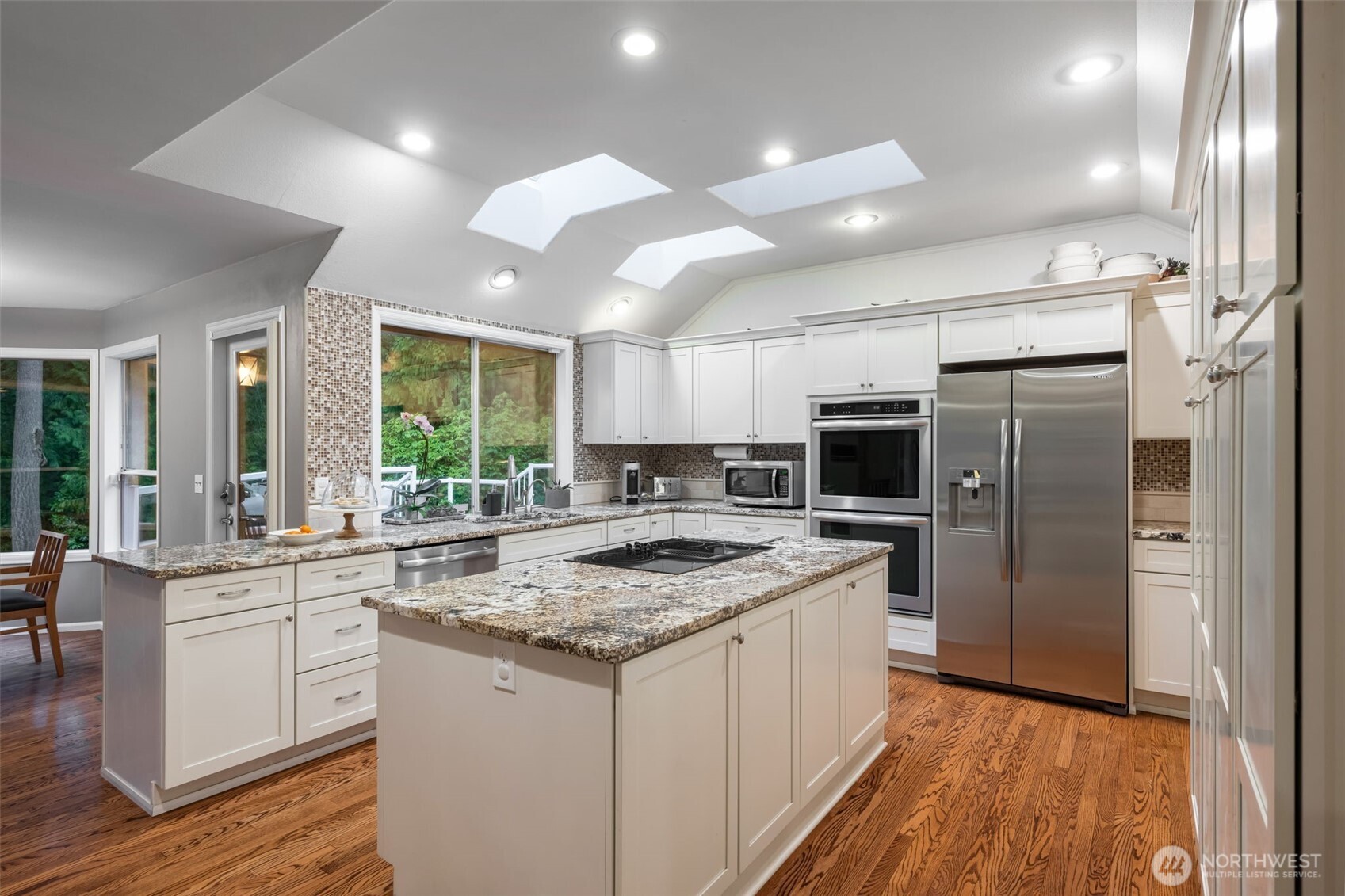 16414 NE 135th Street , Redmond, WA 98052