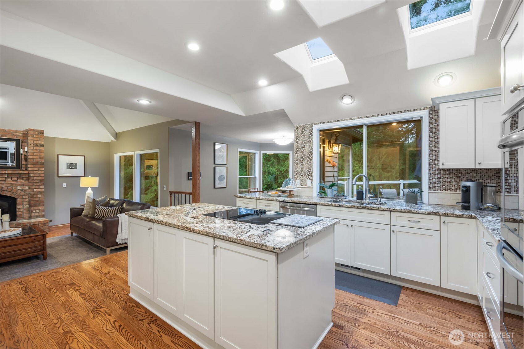 16414 NE 135th Street , Redmond, WA 98052