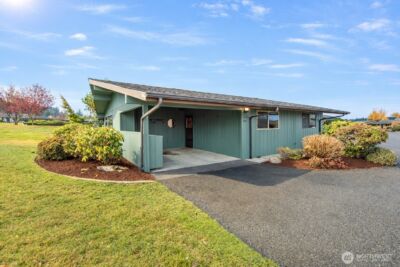 1301 S 3rd Avenue #19D, Sequim, WA 98382