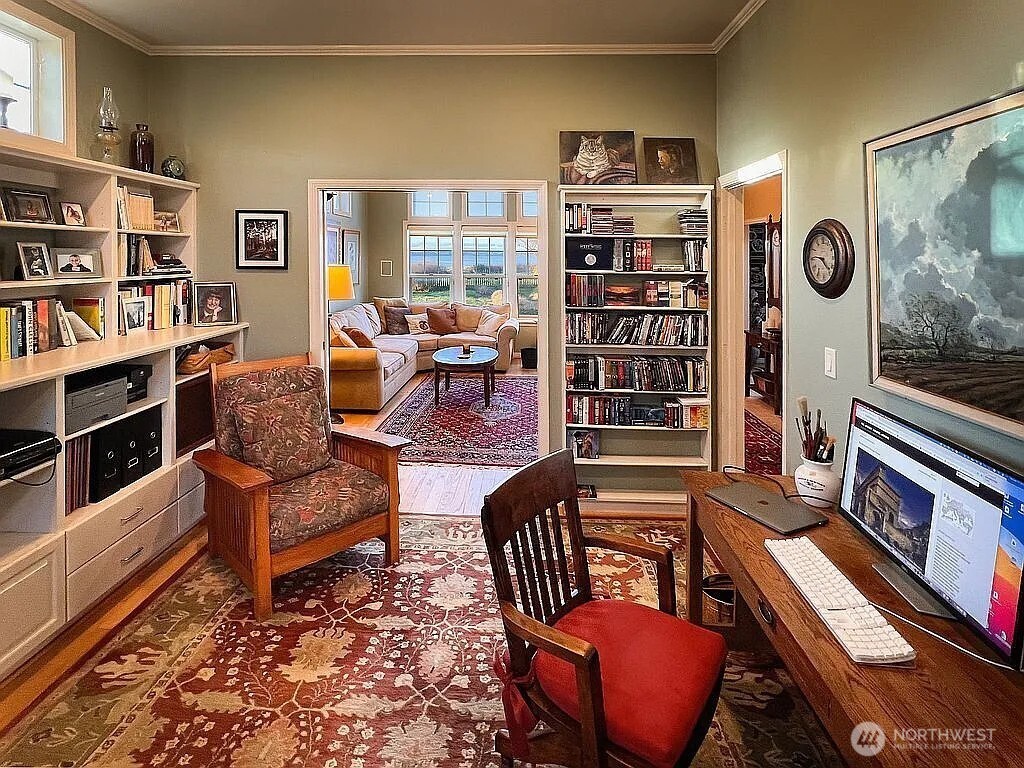 577 Scenic Heights Road , Oak Harbor, WA 98277