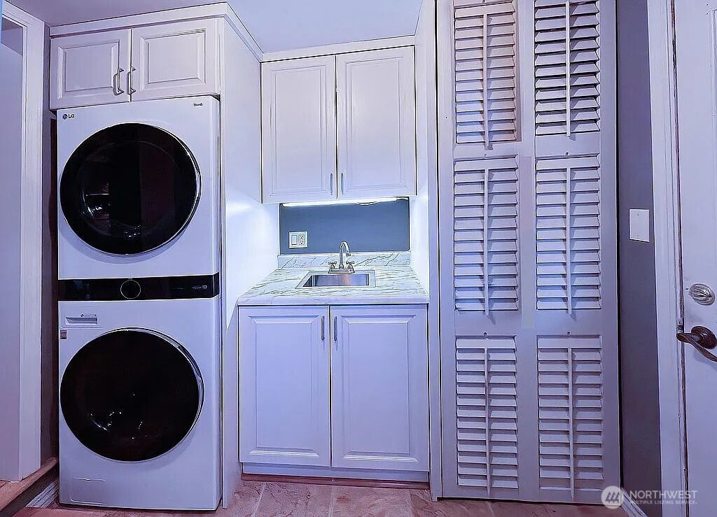 577 Scenic Heights Road , Oak Harbor, WA 98277