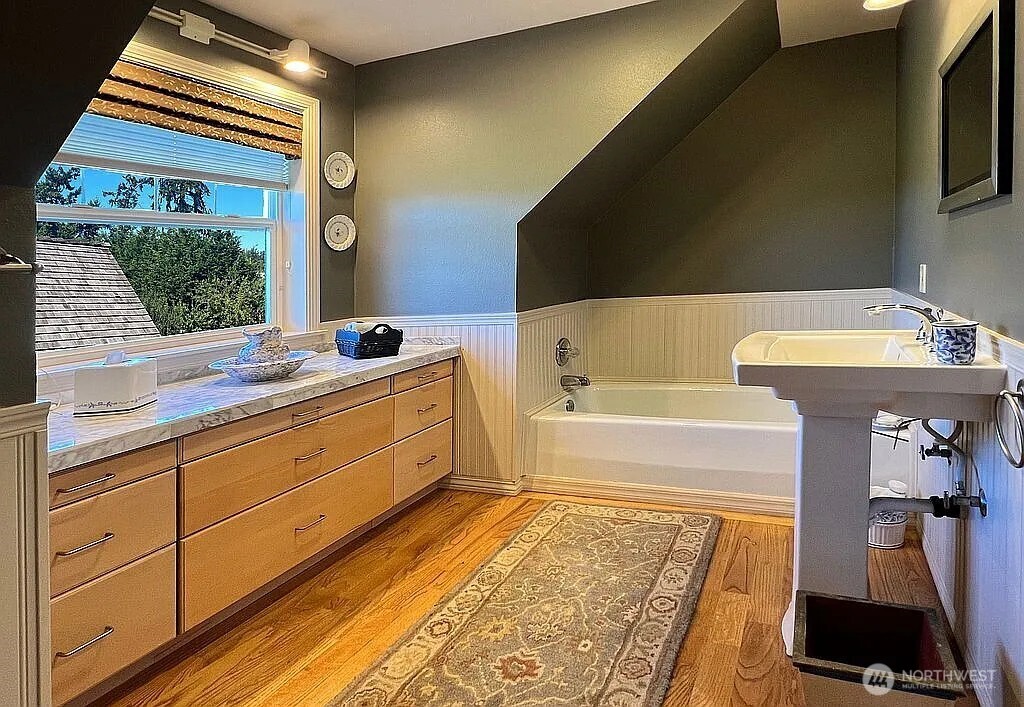 577 Scenic Heights Road , Oak Harbor, WA 98277