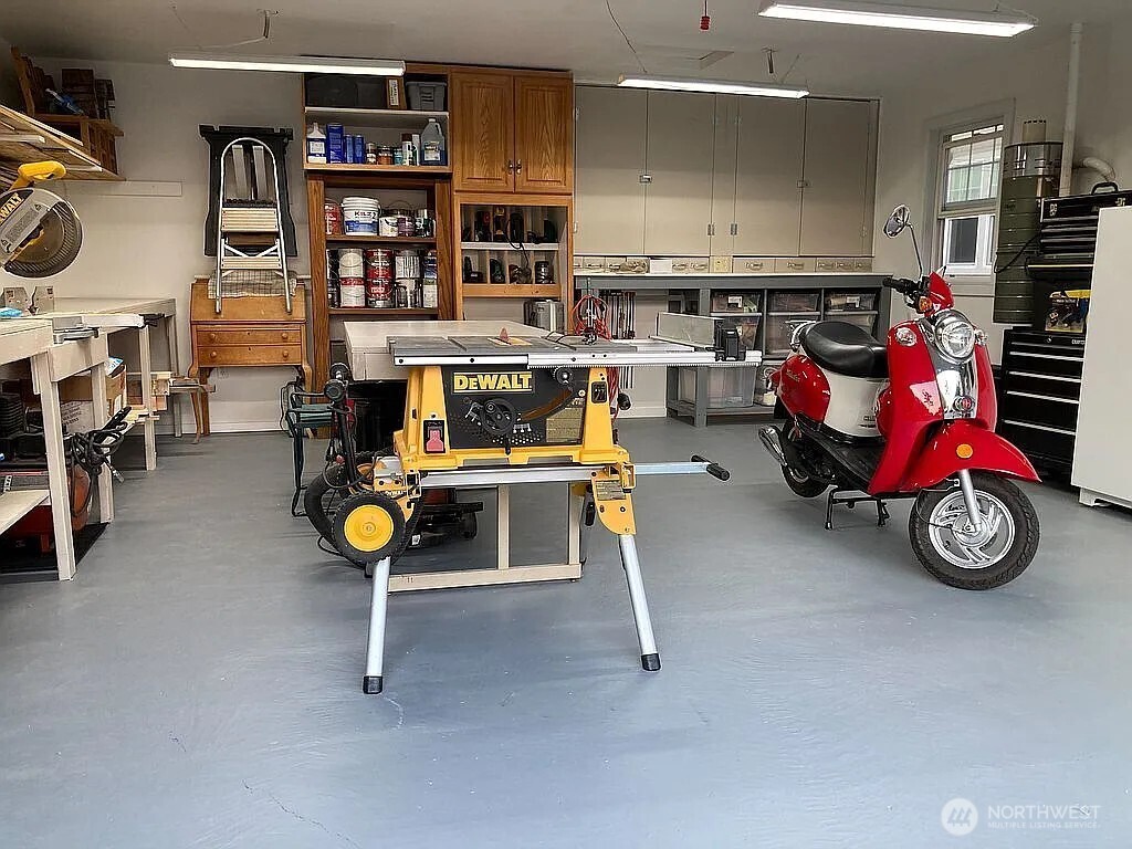 577 Scenic Heights Road , Oak Harbor, WA 98277