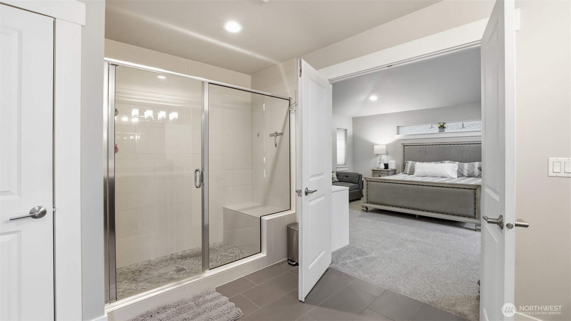 6508 SE 7th Place , Renton, WA 98059