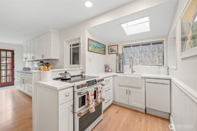 21260 Lake Sixteen Road , Mount Vernon, WA 98274 - Photo 9