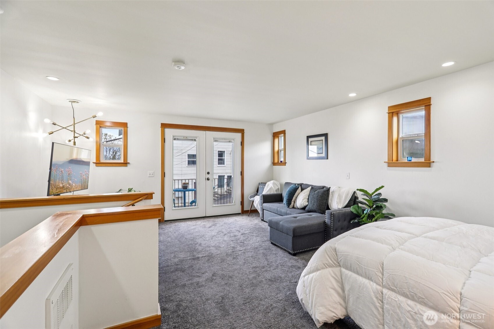 1939 10th Avenue W #B, Seattle, WA 98119