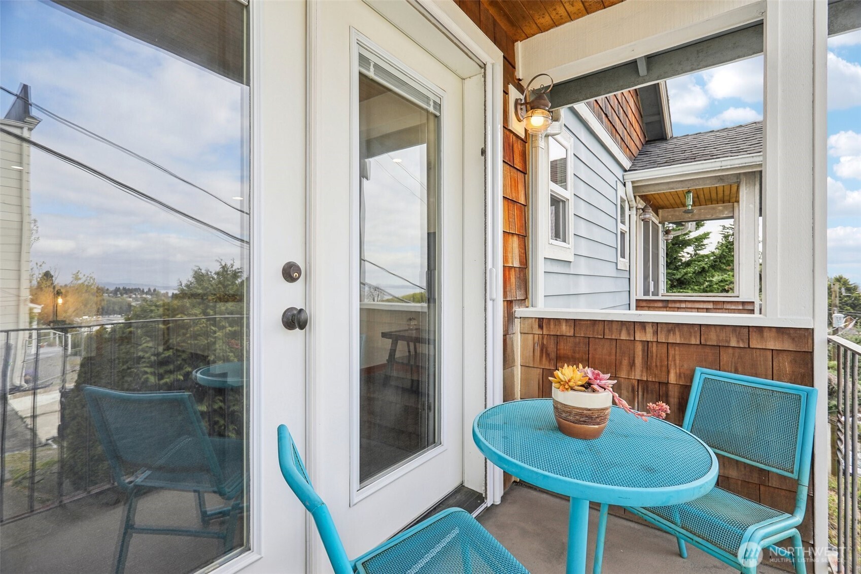 1939 10th Avenue W #B, Seattle, WA 98119