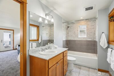 1939 10th Avenue W #B, Seattle, WA 98119 - Photo 18