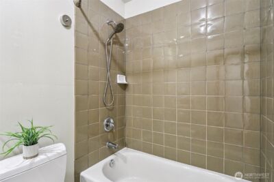 1939 10th Avenue W #B, Seattle, WA 98119 - Photo 25