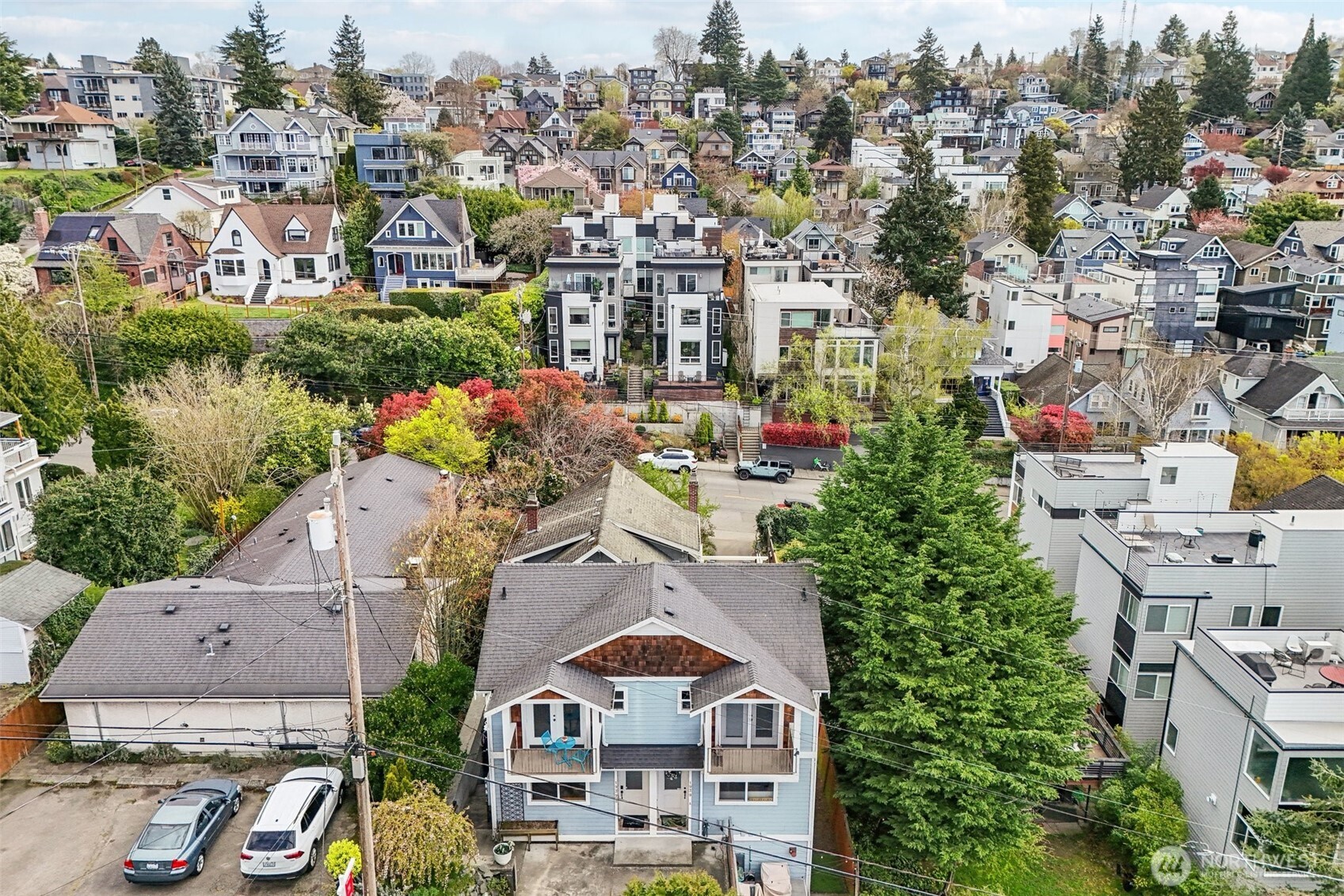 1939 10th Avenue W #B, Seattle, WA 98119