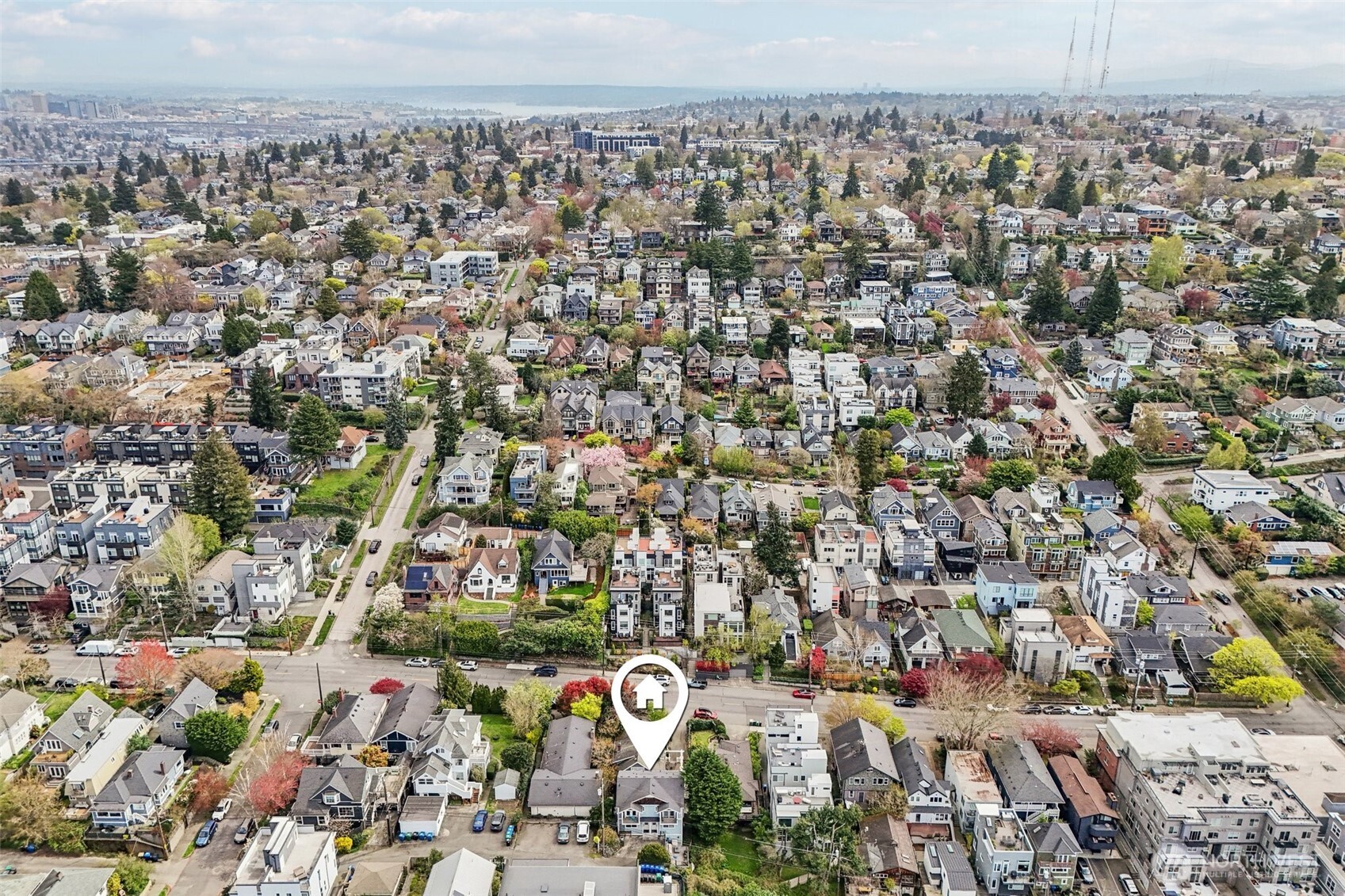 1939 10th Avenue W #B, Seattle, WA 98119