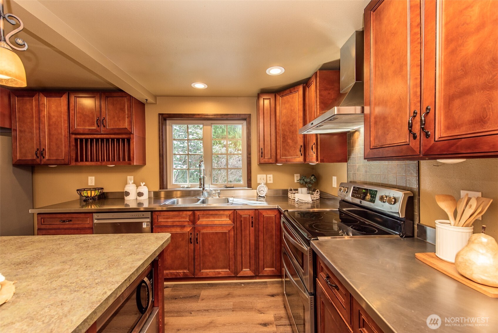 772 Taylor Cutoff Road , Sequim, WA 98382