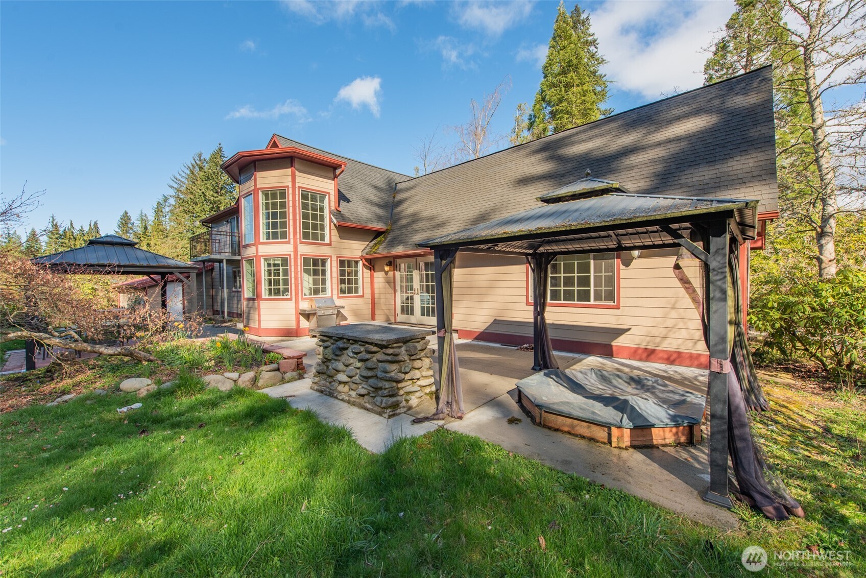 772 Taylor Cutoff Road , Sequim, WA 98382