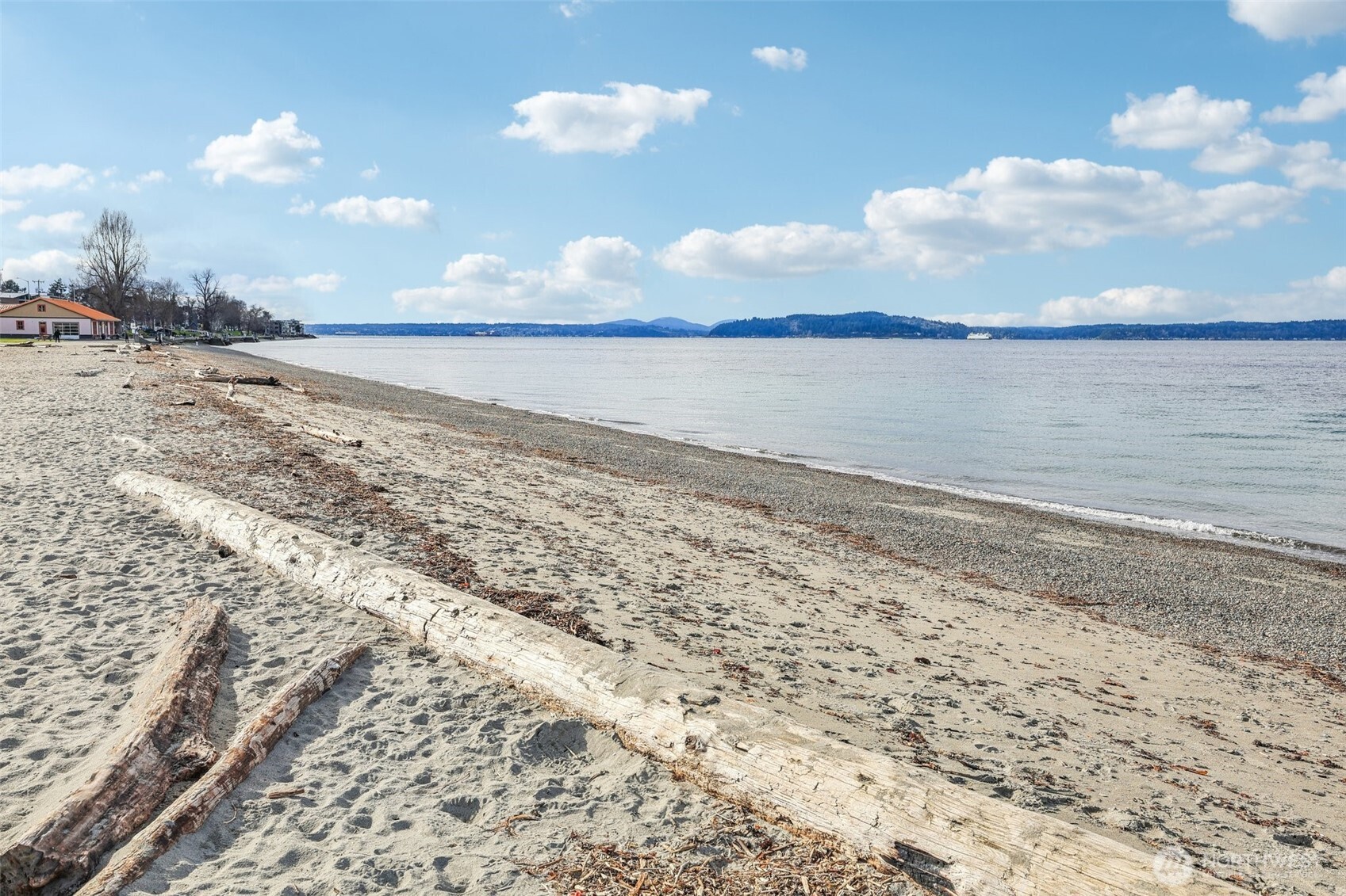 2626 58th Avenue SW #A, Seattle, WA 98116