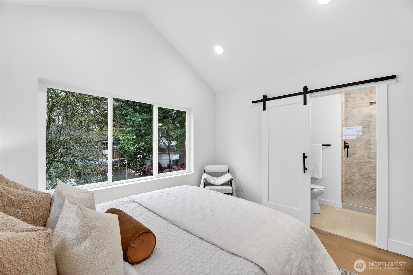 11013 Goodwin Way NE, Seattle, WA 98125