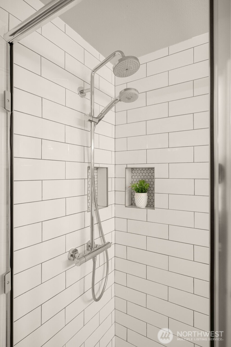 334 157th Avenue NE, Bellevue, WA 98008