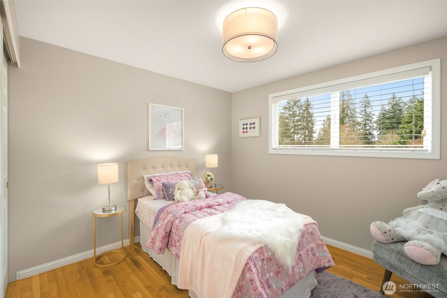 334 157th Avenue NE, Bellevue, WA 98008