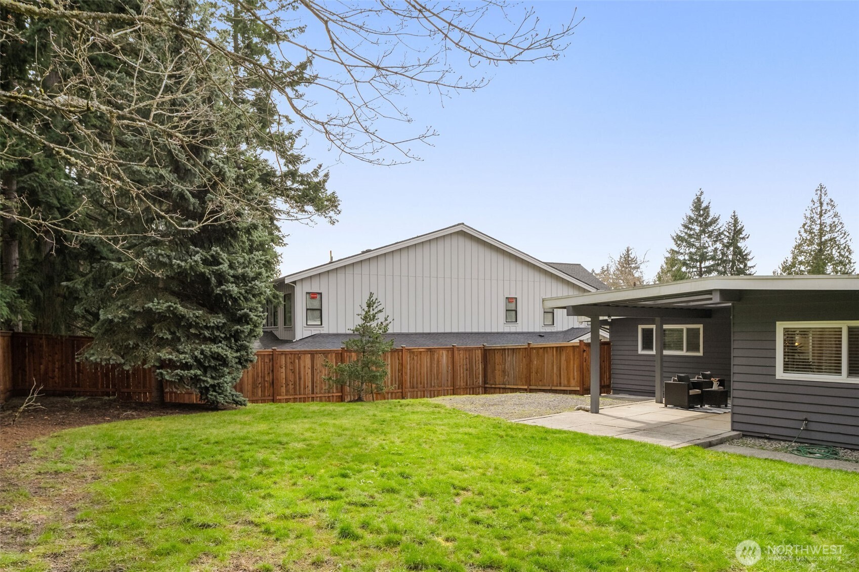 334 157th Avenue NE, Bellevue, WA 98008