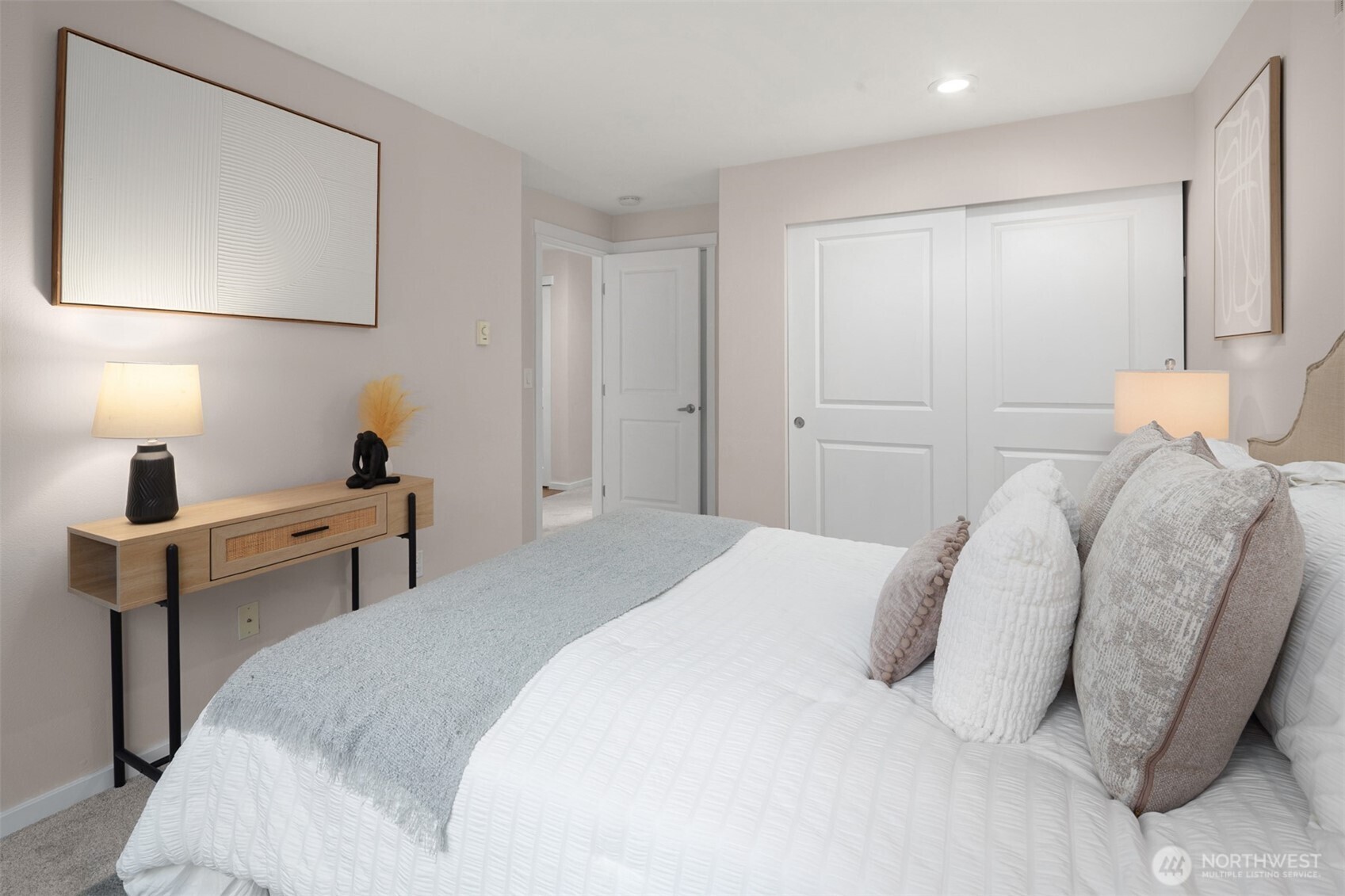 11215 NE 128th Street #L302, Kirkland, WA 98034-4737