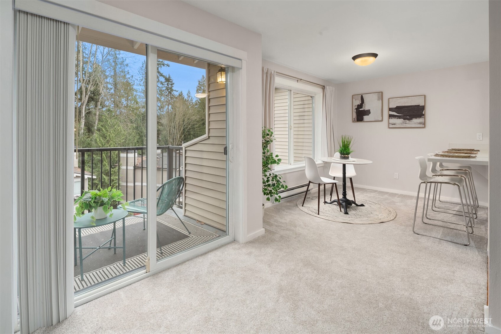 11215 NE 128th Street #L302, Kirkland, WA 98034-4737