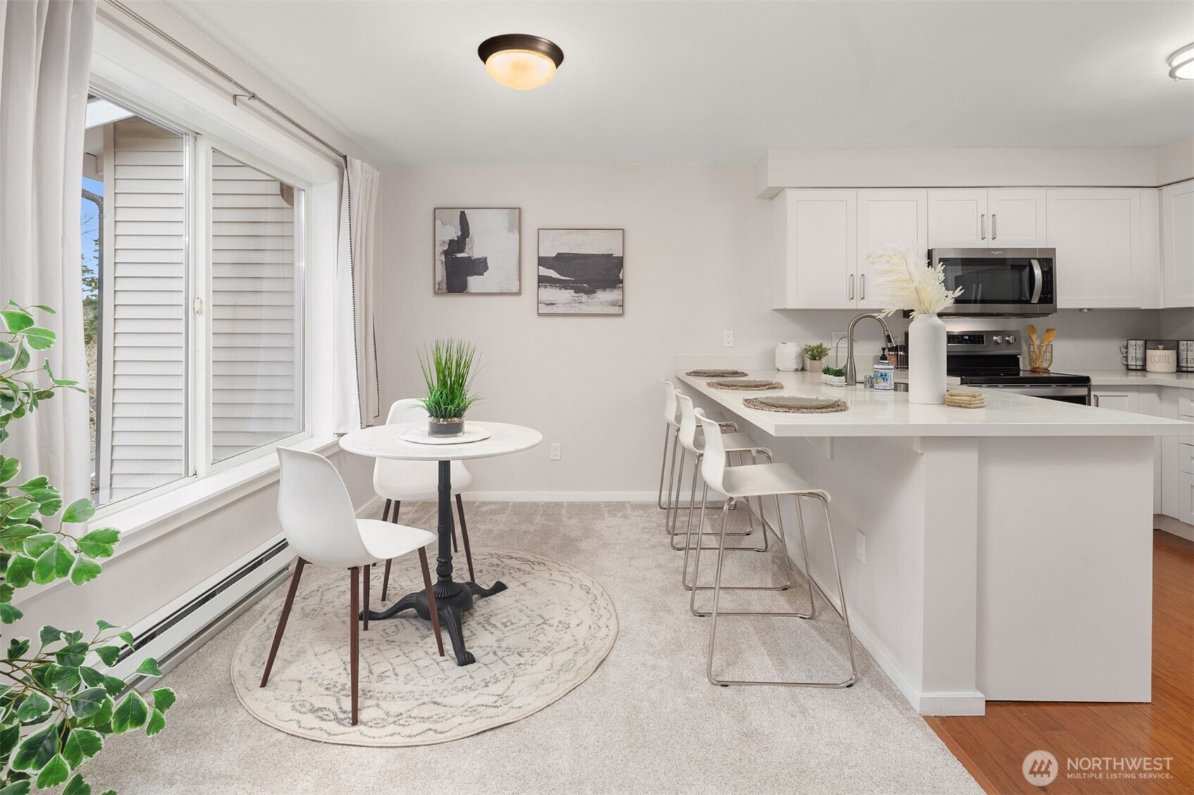 11215 NE 128th Street #L302, Kirkland, WA 98034-4737