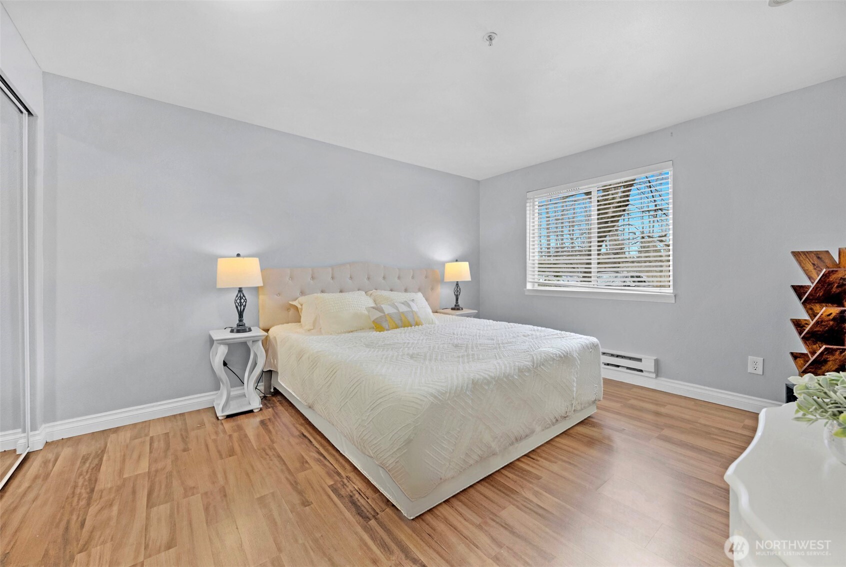 1001 W Casino Road #B101, Everett, WA 98204