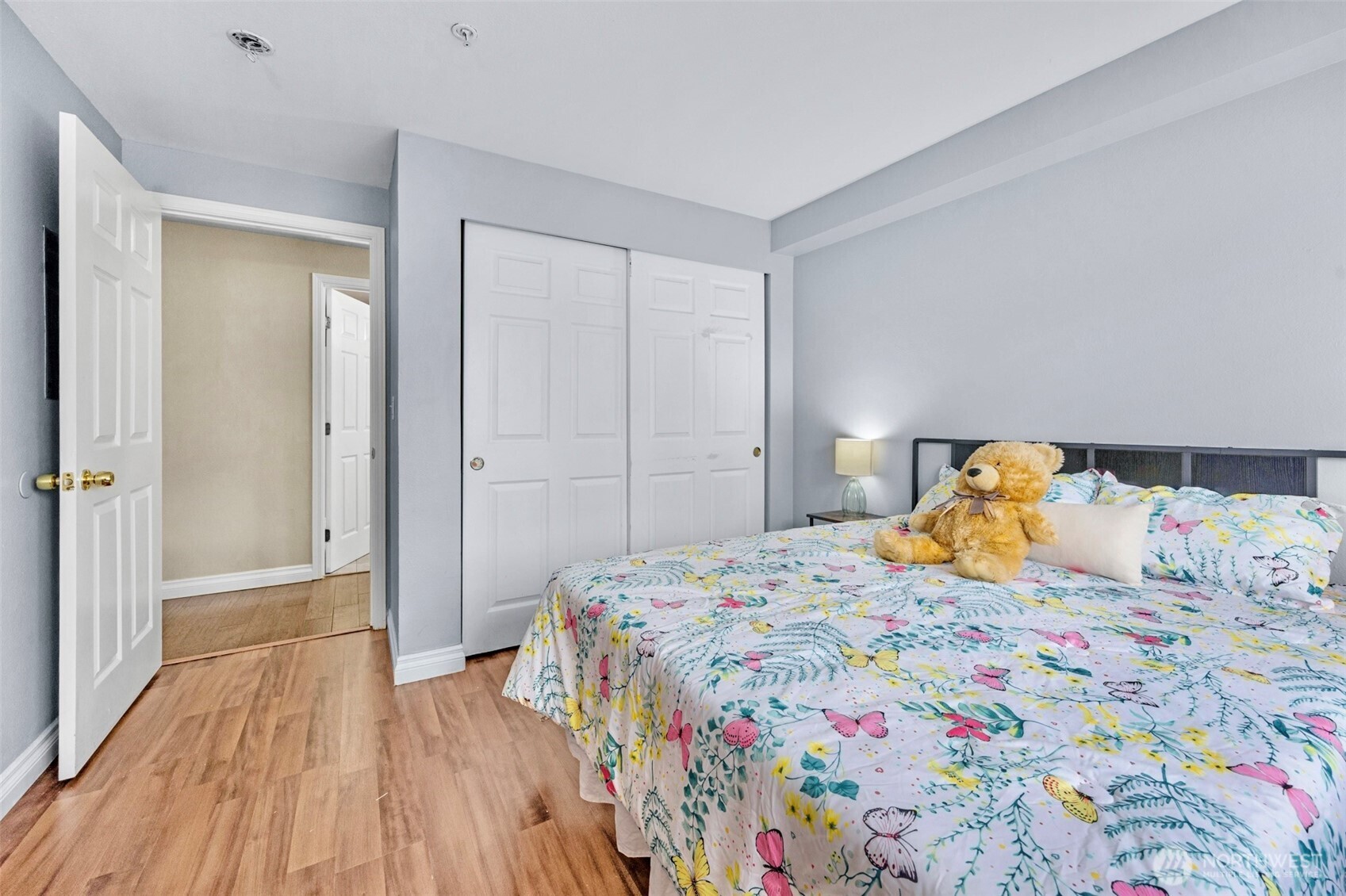 1001 W Casino Road #B101, Everett, WA 98204