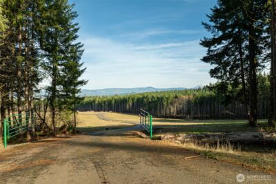 0 Silverwood Drive #B2, Castle Rock, WA 98611 - Photo 2