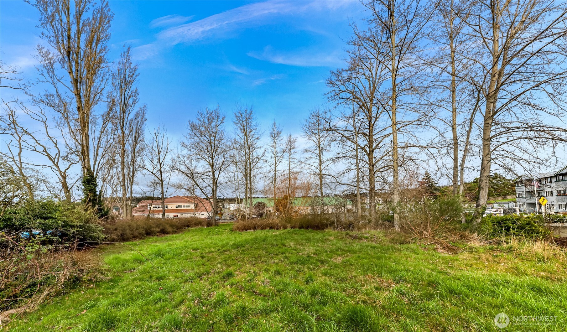 427 SE Ely Street , Oak Harbor, WA 98277