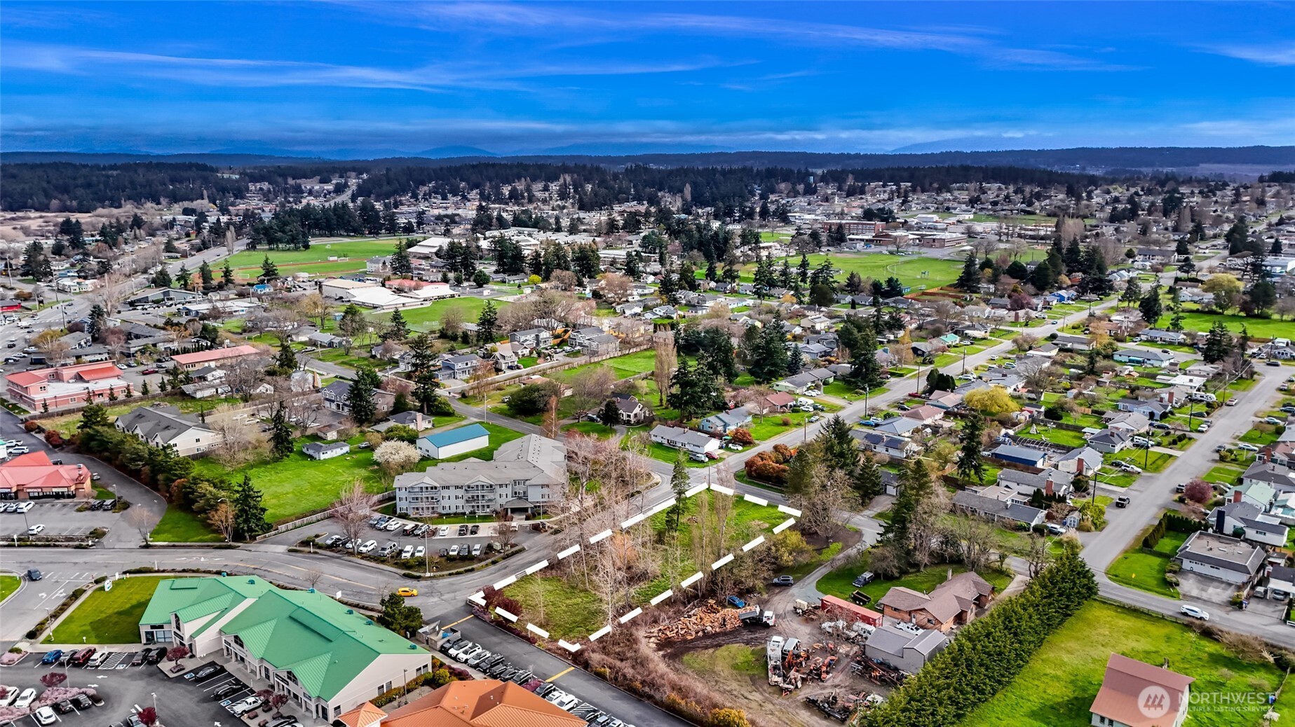 427 SE Ely Street , Oak Harbor, WA 98277