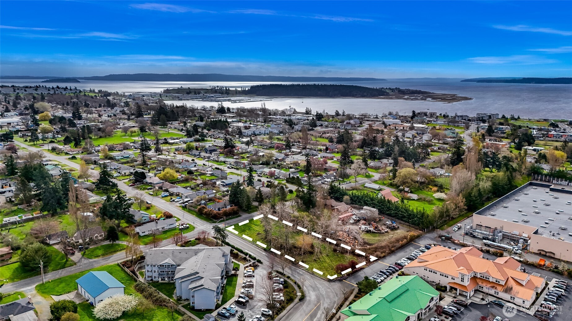 427 SE Ely Street , Oak Harbor, WA 98277