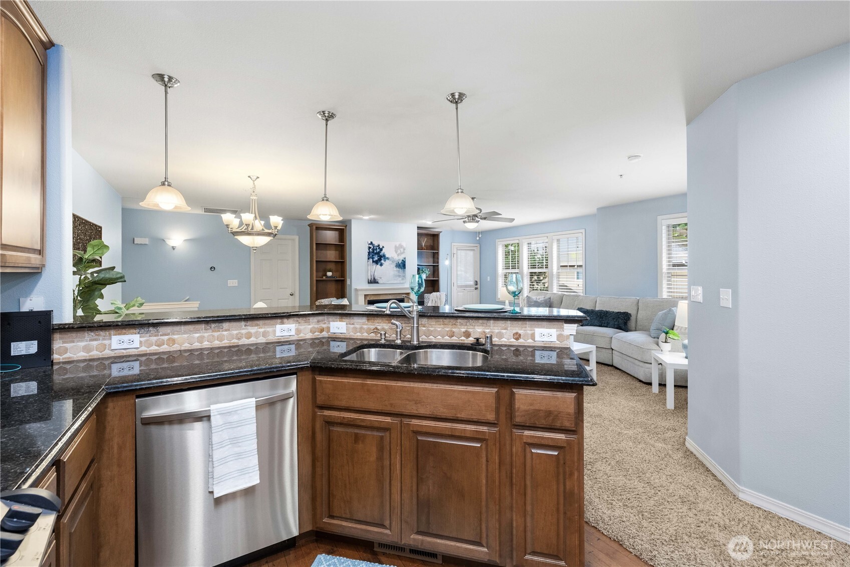 21900 SE 242nd Street #E-1, Maple Valley, WA 98038