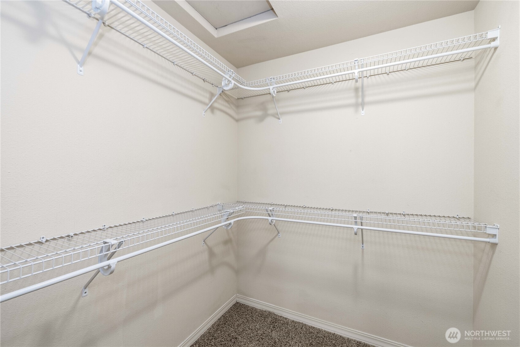 21900 SE 242nd Street #E-1, Maple Valley, WA 98038